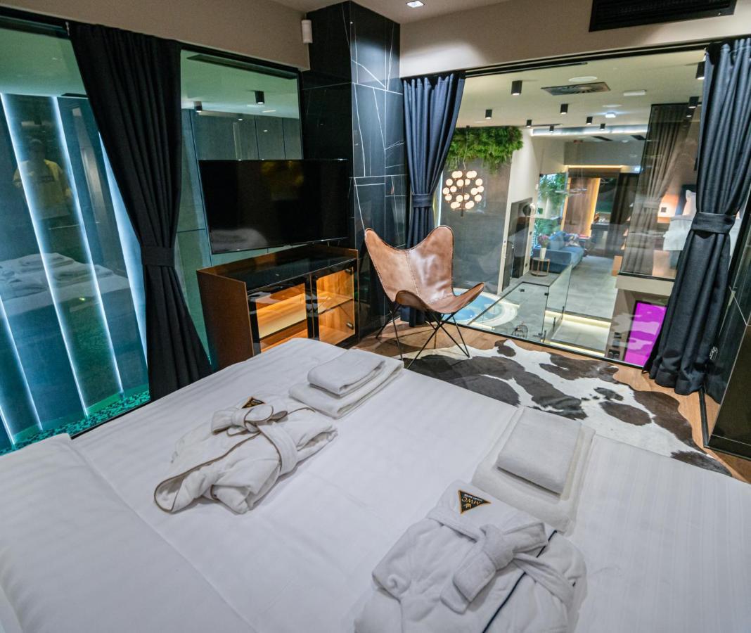 Marconio Wellness Private Pool & Spa - City Center Белград Экстерьер фото