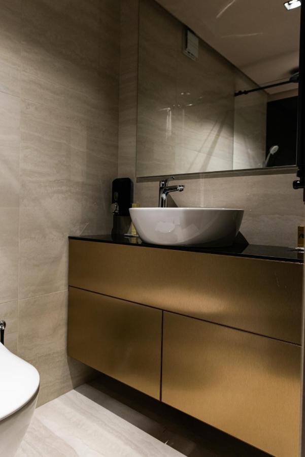 Marconio Wellness Private Pool & Spa - City Center Белград Экстерьер фото